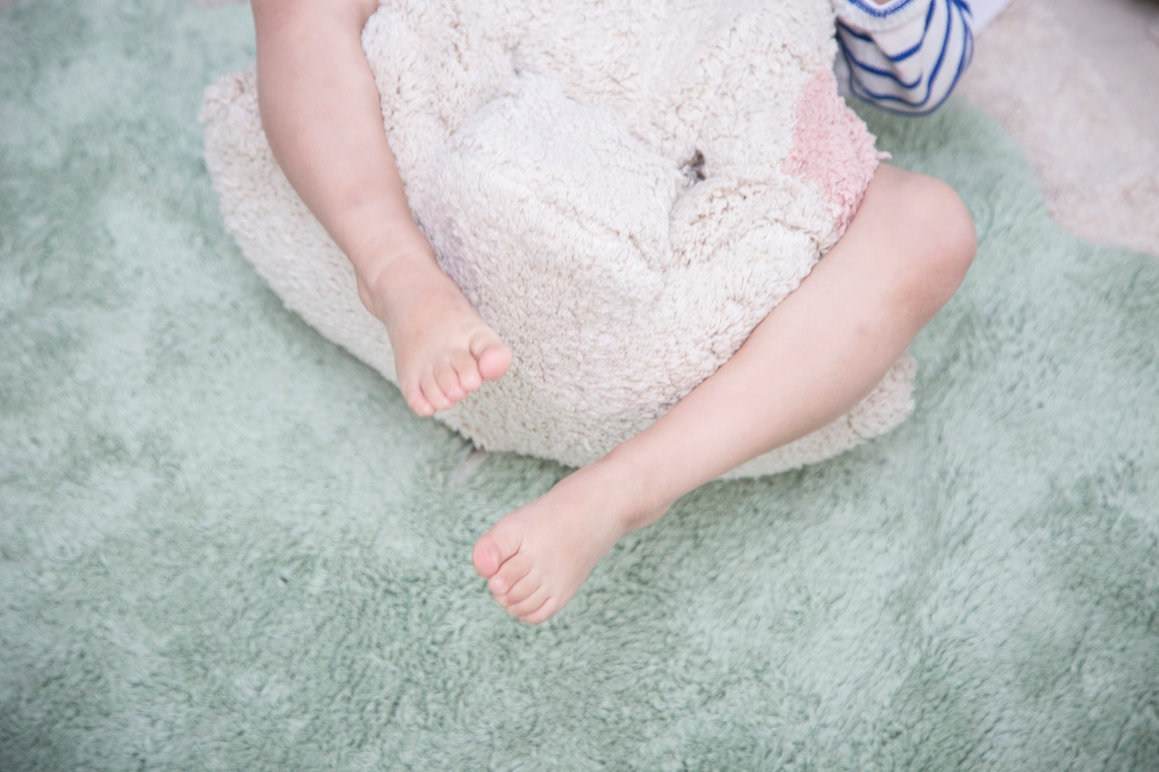 Green Puffy Sheep Washable Nursery Rug