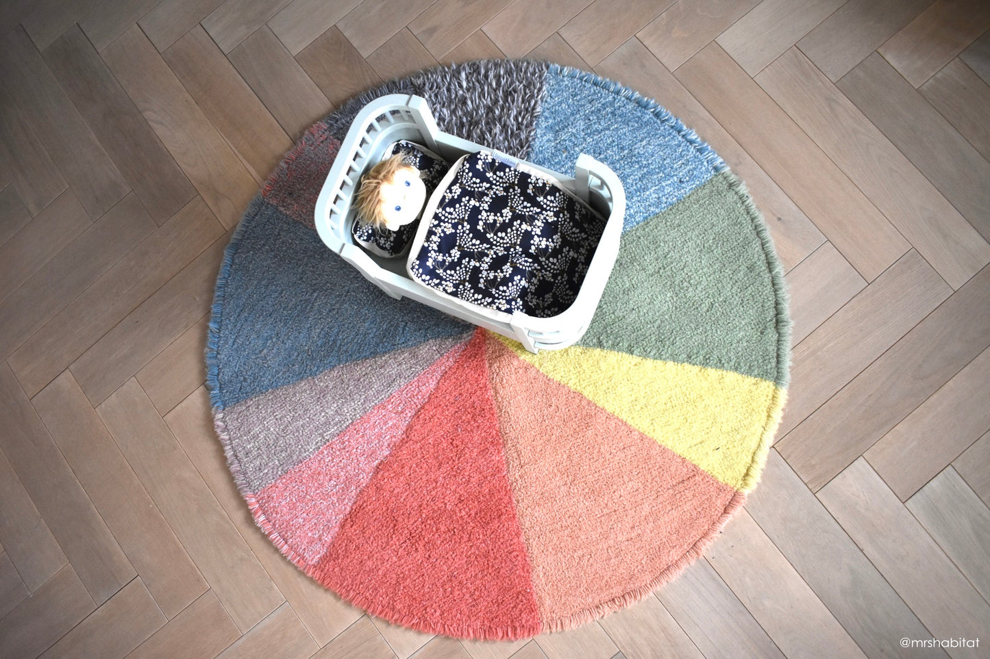 Pie Chart Woolable Rug